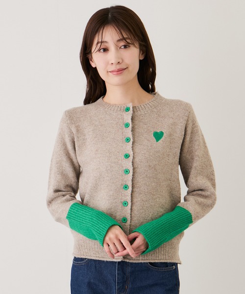 Jayro(ジャイロ)の「ハート刺繍配色ニットカーディガン(カーディガン/ボレロ・レディース・ライトグレー/ベージュ/チャコールグレー/ワイン・FREE)」の5枚目の写真