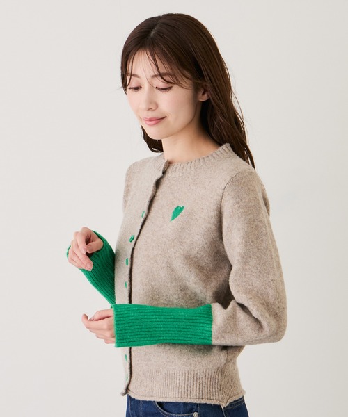 Jayro(ジャイロ)の「ハート刺繍配色ニットカーディガン(カーディガン/ボレロ・レディース・ライトグレー/ベージュ/チャコールグレー/ワイン・FREE)」の7枚目の写真