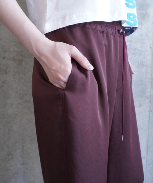 G.V.G.V.(ジーヴィージーヴィー)の「SATIN PANTS(その他パンツ・レディース・ネイビー/バーガンディー・36/38)」の8枚目の写真
