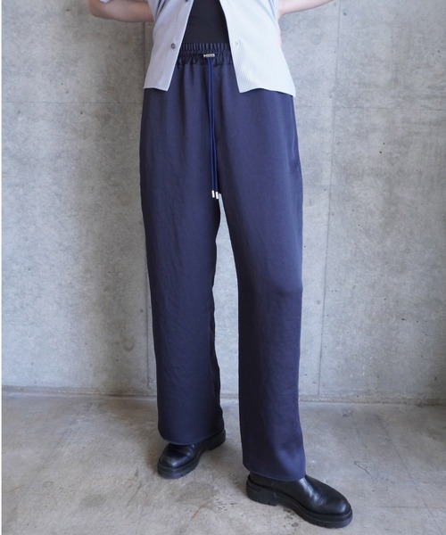 G.V.G.V.(ジーヴィージーヴィー)の「SATIN PANTS(その他パンツ・レディース・ネイビー/バーガンディー・36/38)」の14枚目の写真