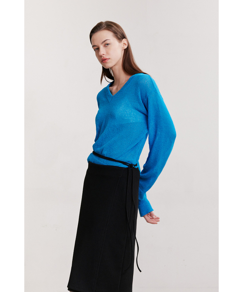 AFTERHOURS(アフターアワーズ)の「SEE-THROUGH V-NECK KNIT TOP (BLUE)(ニット/セーター・レディース・その他・FREE)」の4枚目の写真