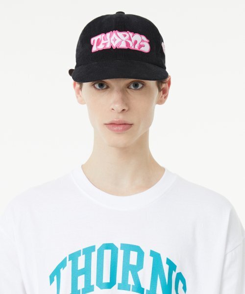 LMCの「THORNS LAMB CORDUROY 6PANEL CAP black(キャップ・レディース・その他・ONE SIZE)」の1枚目の写真