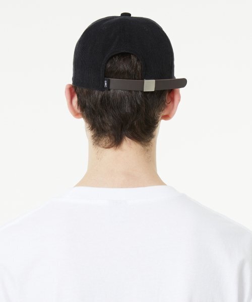 LMCの「THORNS LAMB CORDUROY 6PANEL CAP black(キャップ・レディース・その他・ONE SIZE)」の4枚目の写真