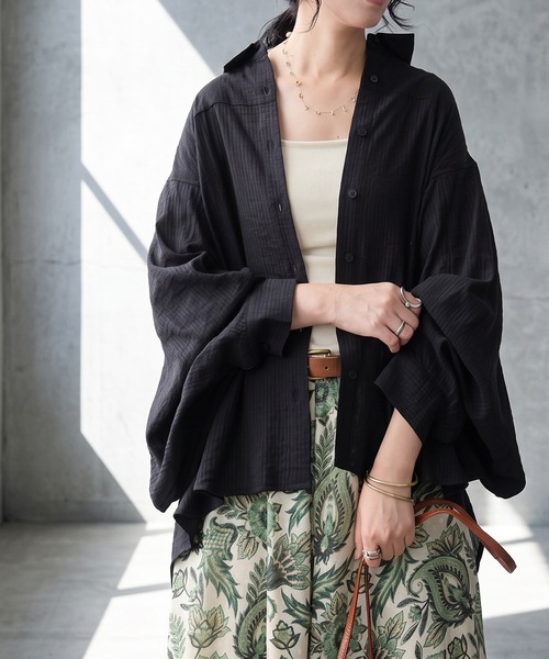 antiqua(アンティカ)の「シアー加工 シャツ(シャツ/ブラウス・レディース・ブラック/ピンク/ホワイト・ONESIZE)」の9枚目の写真