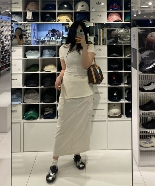 MUSINSA STANDARD WOMAN（ムシンサスタンダードウーマン）の「ウィメンズカーゴマキシスカート[クリーム]（スカート・レディース・その他・LARGE/MEDIUM/SMALL/X-SMALL）」の5枚目の写真