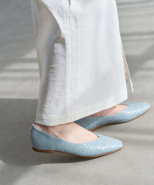 LE TALON（ルタロン）の「≪追加≫スクエアVカットフラット（その他シューズ・レディース・シルバー/アイボリー/ブルー系その他・24.5cm/24cm/23.5cm/23cm/25cm/22.5cm/22cm/21.5/21/25.5cm）」の3枚目の写真