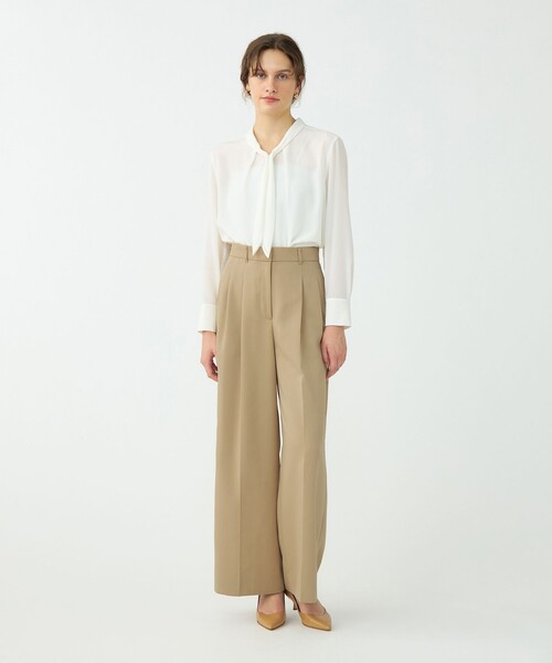 BALLSEY(ボールジィ)の「コットンライクサテン 2タックワイドパンツ(その他パンツ・レディース・オフホワイト/ベージュ・36/34/32)」の3枚目の写真