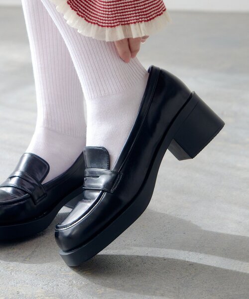 Kastane(カスタネ)の「ヒールローファー(ローファー・レディース・ブラック/サンドベージュ・38/37/36)」の3枚目の写真