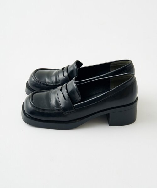 Kastane(カスタネ)の「ヒールローファー(ローファー・レディース・ブラック/サンドベージュ・38/37/36)」の14枚目の写真