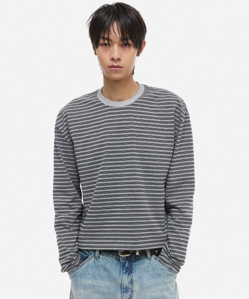 DNSR(ディーエヌエスアール)の「ストライプクロップロングスリーブグレー(Tシャツ/カットソー・メンズ・その他・MEDIUM/LARGE/X-LARGE/XX-LARGE)」の2枚目の写真