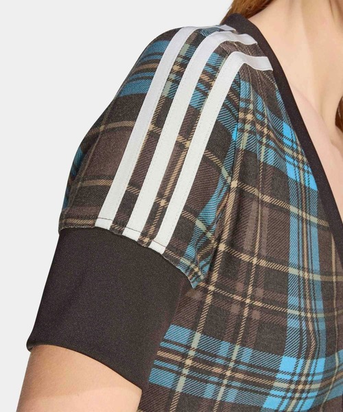 adidas(アディダス)の「ボタン付きVネック チェック シャツ / アディダスオリジナルス adidas Originals(シャツ/ブラウス・レディース・ブラウン・XX-LARGE/LARGE/MEDIUM/SMALL/X-LARGE)」の4枚目の写真