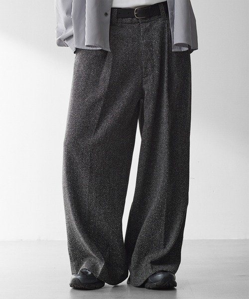 RUUBON（ルーボン）の「【RUUBON】nep tweed center press slacks/ネップツイード センタープレススラックスパンツ（その他パンツ・メンズ・ダークグレー/ベージュ・S/M/L）」の3枚目の写真
