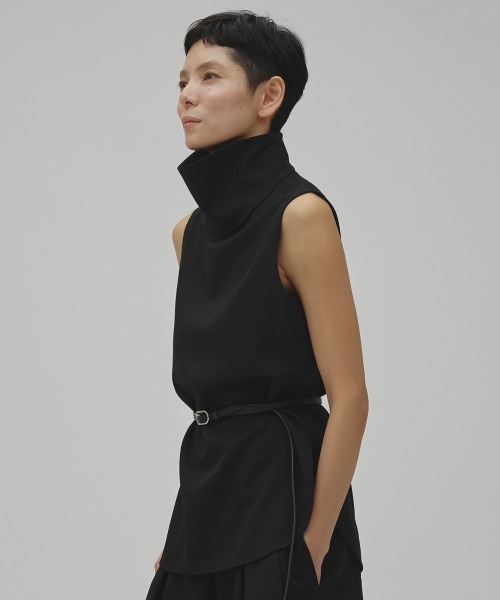 TODAYFUL(トゥデイフル)の「Twill Turtle Tops(Tシャツ/カットソー・レディース・ブルー系その他/グレイッシュベージュ/ブラック・FREE)」の2枚目の写真