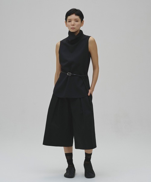 TODAYFUL(トゥデイフル)の「Twill Turtle Tops(Tシャツ/カットソー・レディース・ブルー系その他/グレイッシュベージュ/ブラック・FREE)」の6枚目の写真