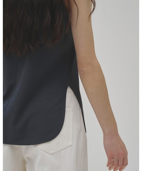 TODAYFUL(トゥデイフル)の「Twill Turtle Tops(Tシャツ/カットソー・レディース・ブルー系その他/グレイッシュベージュ/ブラック・FREE)」の17枚目の写真