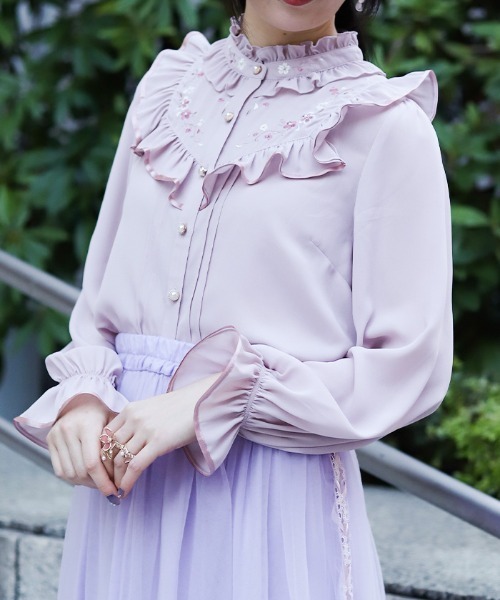 axes femme(アクシーズファム)の「桜刺繍スタンドブラウス(シャツ/ブラウス・レディース・ブラック/ピンク/キナリ・MEDIUM)」の16枚目の写真