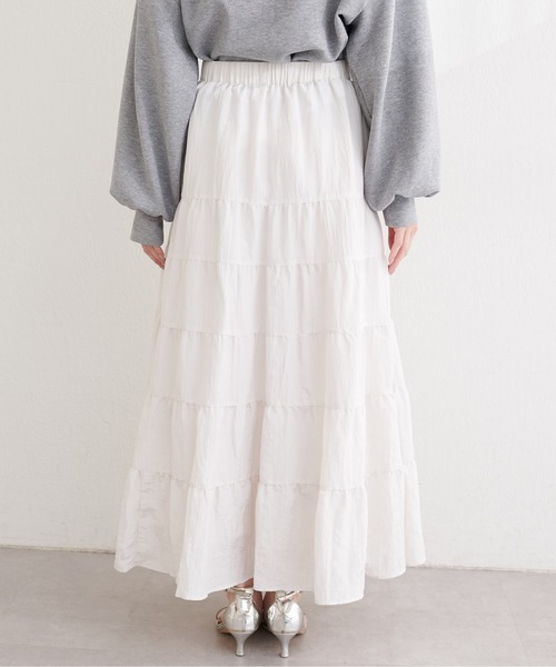 natural couture（ナチュラルクチュール）の「サテンティアードスカート（スカート・レディース・ブラウン/ピンク/オフホワイト・FREE）」の22枚目の写真