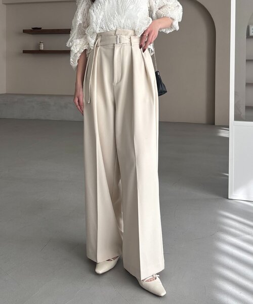 CAPRICIEUX LE'MAGE（カプリシューレマージュ）の「【yuu企画】【サイズ展開あり】アシメウエストパンツ（その他パンツ・レディース・ホワイト系その他/グレイッシュベージュ/ブラック・38/36/PS/TM）」の2枚目の写真