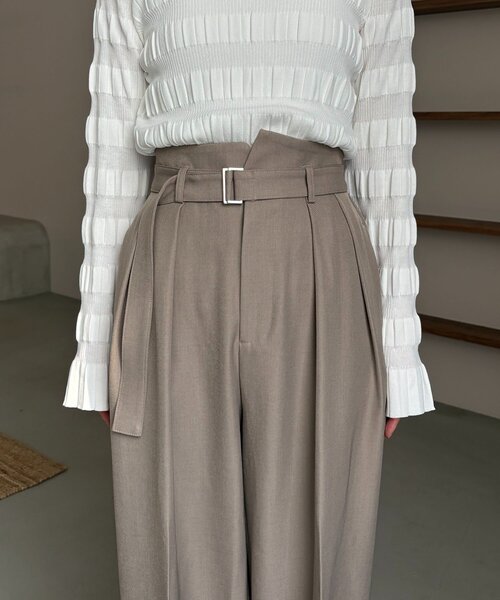 CAPRICIEUX LE'MAGE（カプリシューレマージュ）の「【yuu企画】【サイズ展開あり】アシメウエストパンツ（その他パンツ・レディース・ホワイト系その他/グレイッシュベージュ/ブラック・38/36/PS/TM）」の6枚目の写真