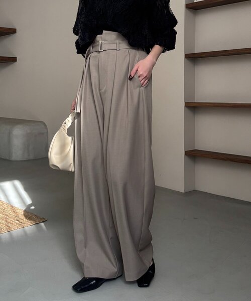 CAPRICIEUX LE'MAGE（カプリシューレマージュ）の「【yuu企画】【サイズ展開あり】アシメウエストパンツ（その他パンツ・レディース・ホワイト系その他/グレイッシュベージュ/ブラック・38/36/PS/TM）」の15枚目の写真