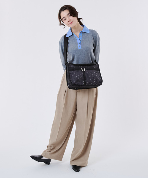 LeSportsac(レスポートサック)の「DELUXE EVERYDAY BAG ブリスドッツ(ショルダーバッグ・レディース・ブラック・FREE)」の3枚目の写真