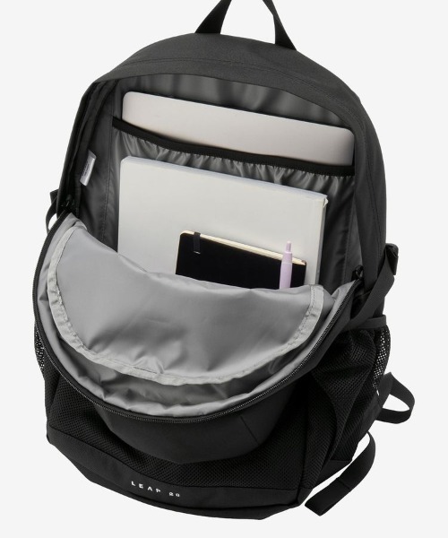 THE NORTH FACE(ザノースフェイス)の「THE NORTH FACE/ザ・ノース・フェイス/Leap 20(バックパック/リュック・メンズ・ブラック・F)」の7枚目の写真