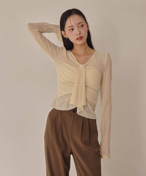 ACYM（アシーム）の「ベロアギャザートップス（Tシャツ/カットソー・レディース・アイボリー/ブラウン・FREE）」の4枚目の写真