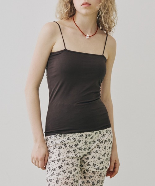 FUULLY STUDIO（フーリィーステューディオ）の「カップ付きベアキャミ/接触冷感（チューブトップ・レディース・ブラック/チャコールグレー/ナチュラル・FREE）」の2枚目の写真