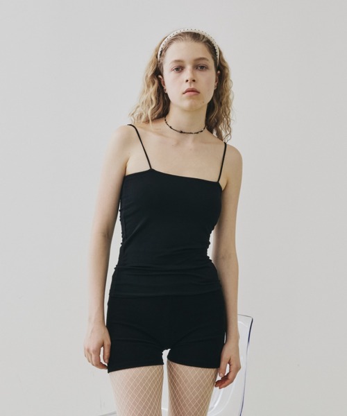 FUULLY STUDIO（フーリィーステューディオ）の「カップ付きベアキャミ/接触冷感（チューブトップ・レディース・ブラック/チャコールグレー/ナチュラル・FREE）」の5枚目の写真