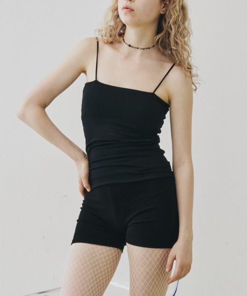 FUULLY STUDIO（フーリィーステューディオ）の「カップ付きベアキャミ/接触冷感（チューブトップ・レディース・ブラック/チャコールグレー/ナチュラル・FREE）」の9枚目の写真