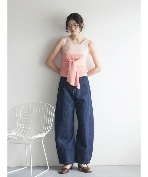 LAGUNAMOON(ラグナムーン)の「セミワイドカーブデニムパンツ(デニムパンツ・レディース・ライトブルー/インディゴブルー・MEDIUM/SMALL)」の13枚目の写真