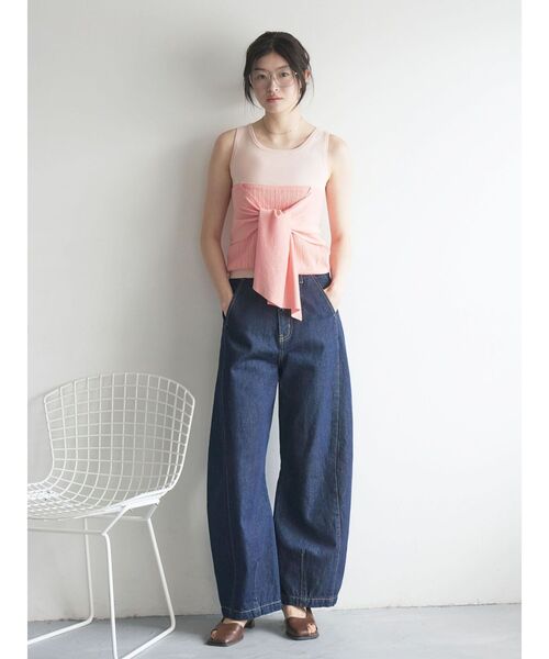 LAGUNAMOON(ラグナムーン)の「セミワイドカーブデニムパンツ(デニムパンツ・レディース・ライトブルー/インディゴブルー・MEDIUM/SMALL)」の15枚目の写真
