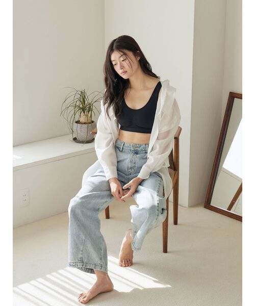 LAGUNAMOON(ラグナムーン)の「セミワイドカーブデニムパンツ(デニムパンツ・レディース・ライトブルー/インディゴブルー・MEDIUM/SMALL)」の18枚目の写真