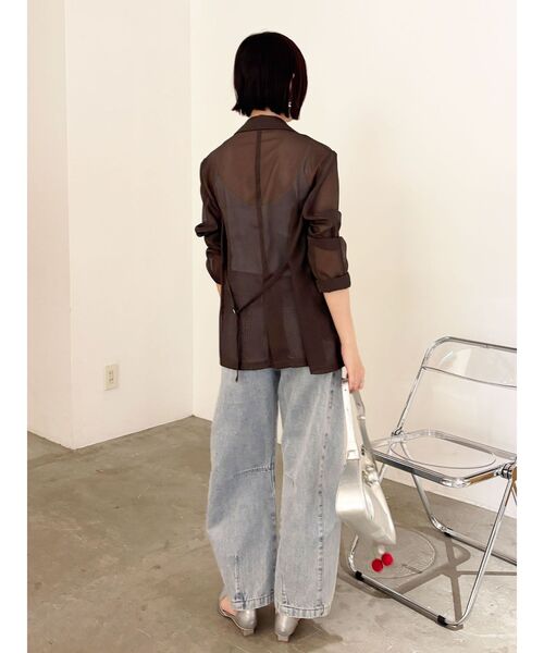 LAGUNAMOON(ラグナムーン)の「セミワイドカーブデニムパンツ(デニムパンツ・レディース・ライトブルー/インディゴブルー・MEDIUM/SMALL)」の12枚目の写真