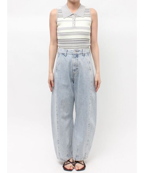 LAGUNAMOON(ラグナムーン)の「セミワイドカーブデニムパンツ(デニムパンツ・レディース・ライトブルー/インディゴブルー・MEDIUM/SMALL)」の6枚目の写真