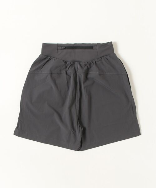 NEW ERA(ニューエラ)の「ニューエラ WPA SHORT PANTS CHA(その他パンツ・レディース・ダークグレー・S/M/L)」の2枚目の写真