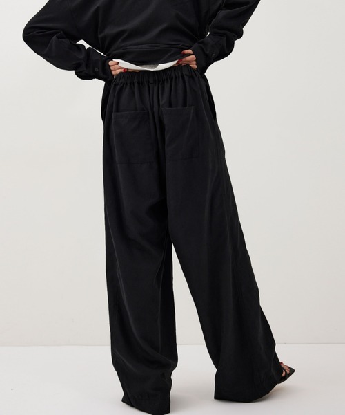 HANNE（アン）の「1タックセミワイドパンツ（その他パンツ・レディース・ブラック/ベージュ・S/M）」の18枚目の写真