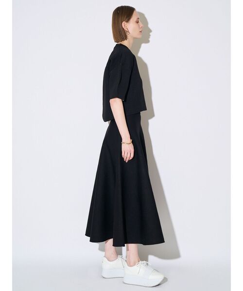 ELENDEEK（エレンディーク）の「ニットフレアスカート（スカート・レディース・オフホワイト/ネイビー/ブラック・FREE）」の19枚目の写真