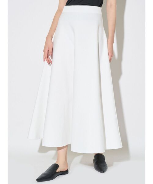 ELENDEEK（エレンディーク）の「ニットフレアスカート（スカート・レディース・オフホワイト/ネイビー/ブラック・FREE）」の21枚目の写真