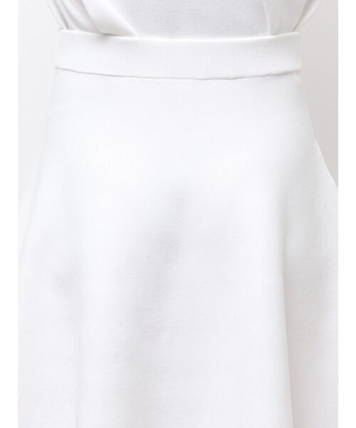 ELENDEEK（エレンディーク）の「ニットフレアスカート（スカート・レディース・オフホワイト/ネイビー/ブラック・FREE）」の9枚目の写真