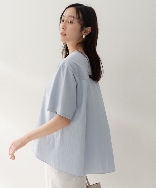 UNTITLED（アンタイトル）の「【洗える/Tシャツ】異素材ドッキングプルオーバー（Tシャツ/カットソー・レディース・オフホワイト/ブラック/サックスブルー・00/02/04/44/48/50）」の3枚目の写真