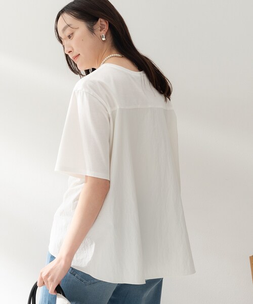 UNTITLED（アンタイトル）の「【洗える/Tシャツ】異素材ドッキングプルオーバー（Tシャツ/カットソー・レディース・オフホワイト/ブラック/サックスブルー・00/02/04/44/48/50）」の9枚目の写真