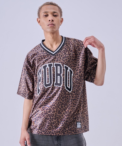FUBU( フブ)の「FUBU フブ ブランド Patch V Neck TShirts/パッチVネックTシャツ(Tシャツ/カットソー・メンズ・ブラック/レオパード/ホワイト・L/M/XXL/XL)」の15枚目の写真