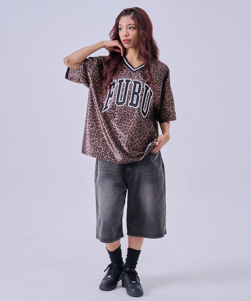 FUBU( フブ)の「FUBU フブ ブランド Patch V Neck TShirts/パッチVネックTシャツ(Tシャツ/カットソー・メンズ・ブラック/レオパード/ホワイト・L/M/XXL/XL)」の21枚目の写真