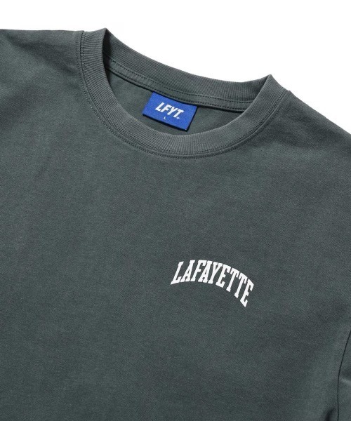 LFYT(エルエフワイティー)の「LFYT ラファイエット - ARCH LOGO WASHED TEE 半袖Tシャツ LS260101(Tシャツ/カットソー・メンズ・ブラウン/カモフラージュ/ブラック・MEDIUM/LARGE/X-LARGE/XX-LARGE/SMALL)」の8枚目の写真