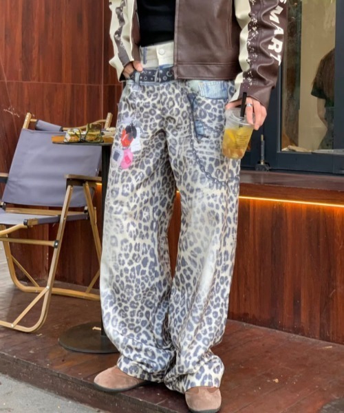 B.R.U(ブル)の「レオパード/レイヤードプリントデニムパンツ(その他パンツ・メンズ・その他・LARGE/MEDIUM)」の3枚目の写真