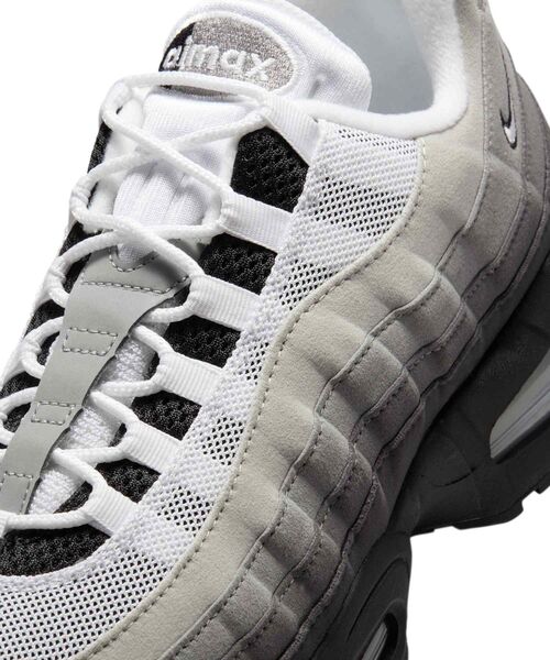 NIKE（ナイキ）の「ナイキ エア マックス 95 ビッグバブル "OG" メンズシューズ / Nike Air Max 95 Big Bubble "OG" Men's Shoes HM4740-007 Black（スニーカー・メンズ・ブラック・30/29.5/29/28.5/28/27.5/27/26.5/26/25.5/25/24.5/24）」の7枚目の写真