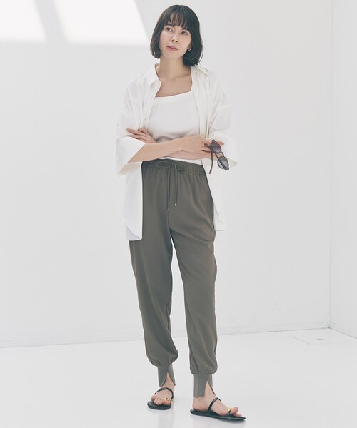 UNFILO(アンフィーロ)の「【野呂佳代さん着用】ライトジョーゼット ジョグパン(その他パンツ・レディース・ブラック系/カーキ系/グレー系・LARGE/MEDIUM/SMALL/X-SMALL)」の7枚目の写真
