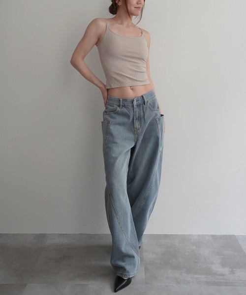 Rashik(ラシク)の「【Rashik】カーブシームバレルパンツ(デニムパンツ・レディース・ブルー/ベージュ/ホワイト・M/S)」の7枚目の写真