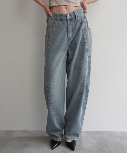 Rashik(ラシク)の「【Rashik】カーブシームバレルパンツ(デニムパンツ・レディース・ブルー/ベージュ/ホワイト・M/S)」の4枚目の写真